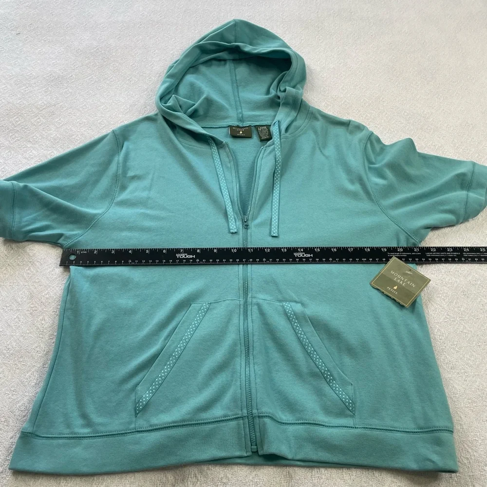 Mountain Lake Teal Women's Top and‎ Bottom Set ~ Size Large Petite~  Casual Set